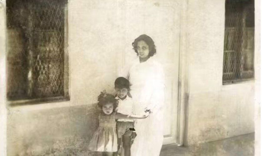 arundhati-and-hermom