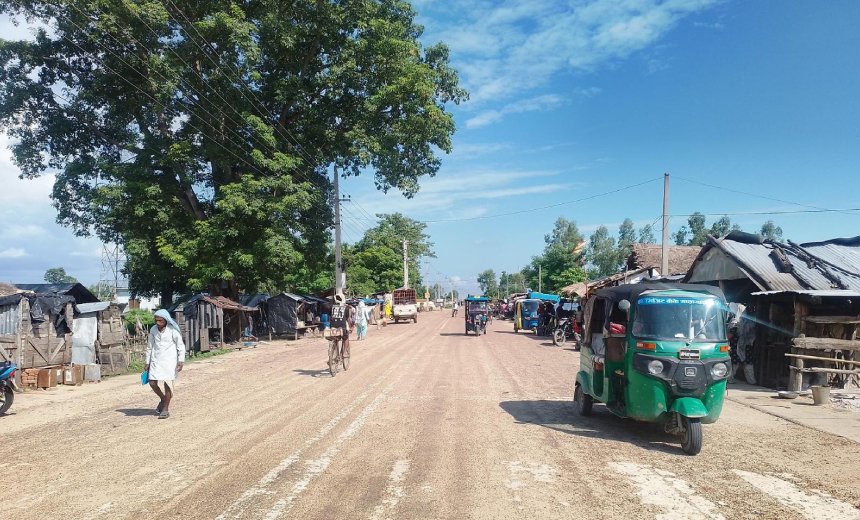   अटोरिक्सा सञ्चालनपछि नरैनापुरवासीलाई आवागमनमा सहज