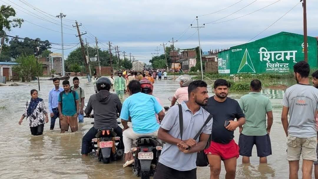   वीरगन्जका विभिन्न बस्तीहरू डुबानमा