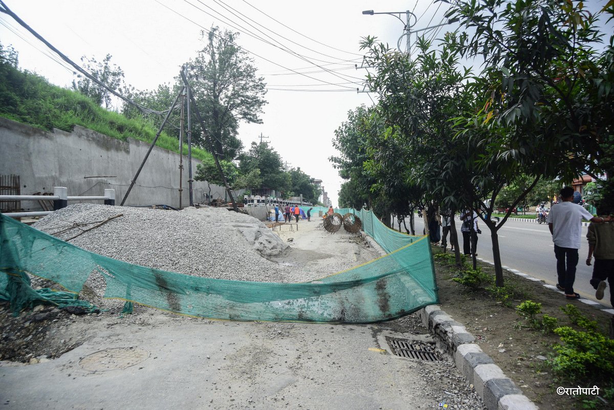 babarmahal overhead bridge  (25)