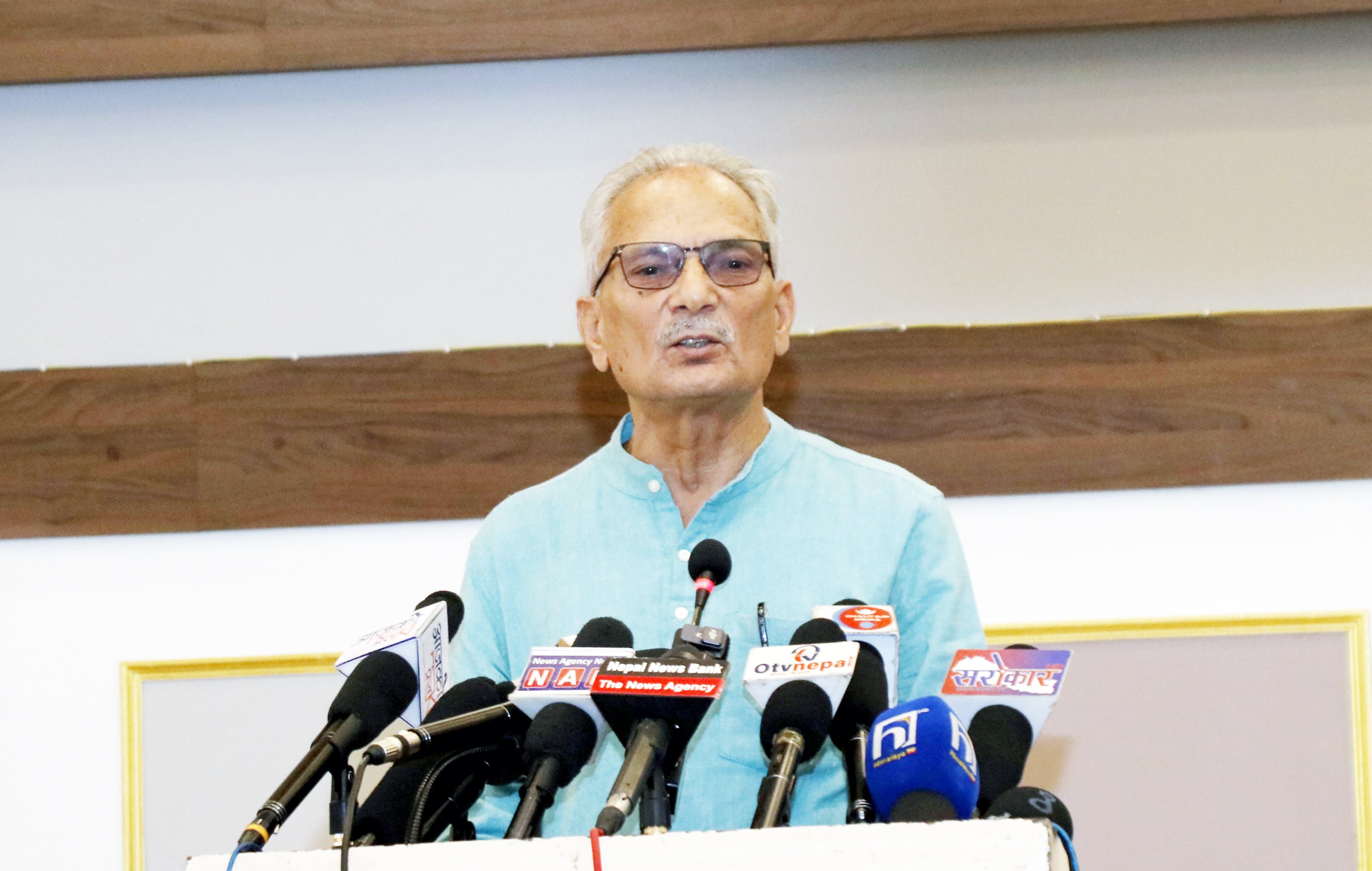 Former PM Bhattarai Urges Knowledge Transfer for Economic Development