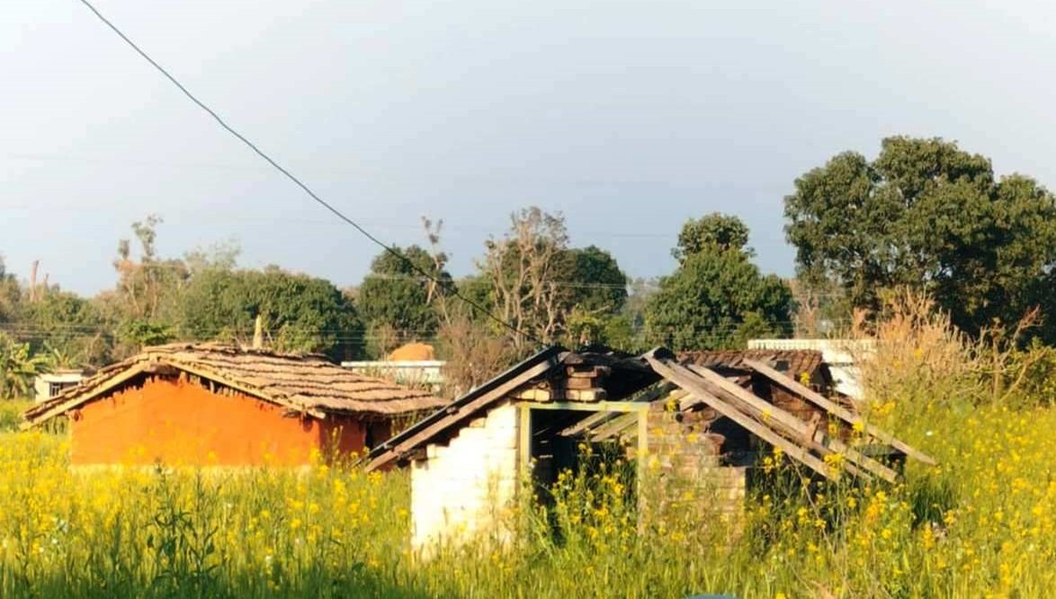 जीविकोपार्जनका लागि सिंगो गाउँ रित्याएर भारत छिर्‍यो वादी र कुमाल समुदाय