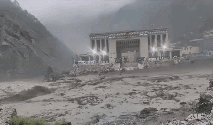 चीनतर्फ भारी वर्षासँगै भोटेकोशीमा बाढी, व्यापक क्षति