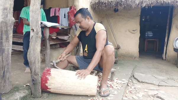   आधुनिक बाजाले बादी समुदायको  पुर्ख्यौली पेसा सङ्कटमा