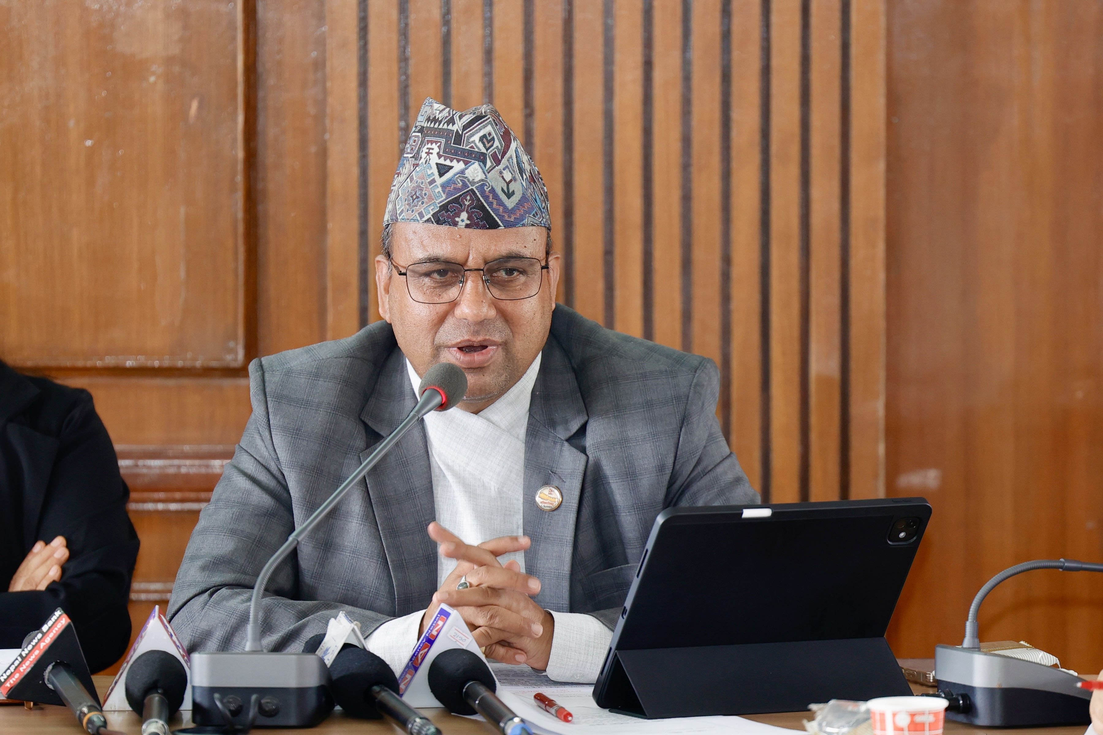   नयाँ पर्यटन नीति सार्वजनिक : नेपाललाई अद्वितीय पयर्टकीय गन्तव्य बनाइने