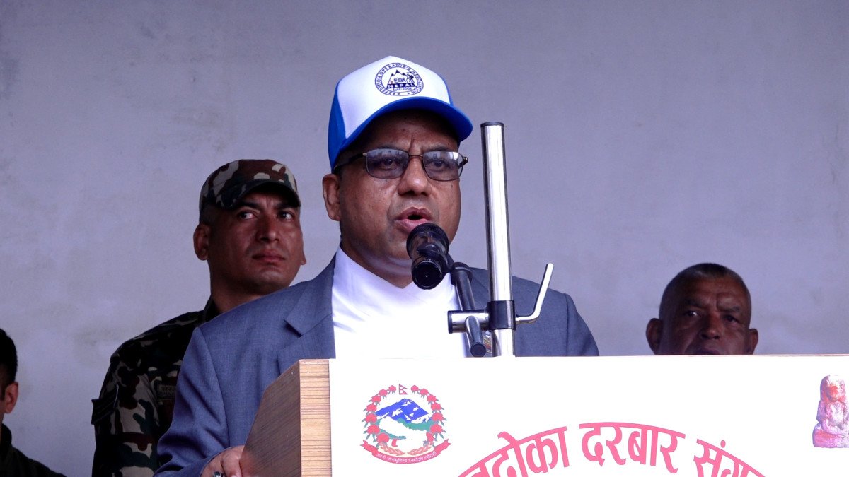   जलवायु परिवर्तनको असर हिमाल, पहाड हुँदै समुन्द्रसम्म पुग्दैछ : मन्त्री पाण्डे