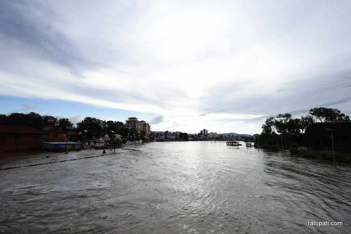 बागमती नदीले सतर्कता तह पार गर्‍यो