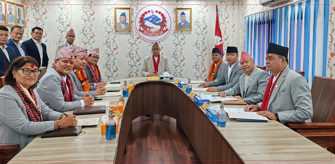   बागमतीका मुख्यमन्त्री बानियाँकाे पहिलाे ‘क्याबिनेट’ : प्रवक्ताको जिम्मेवारी तामाङलाई, अरू के–के गर्‍यो निर्णय ?
