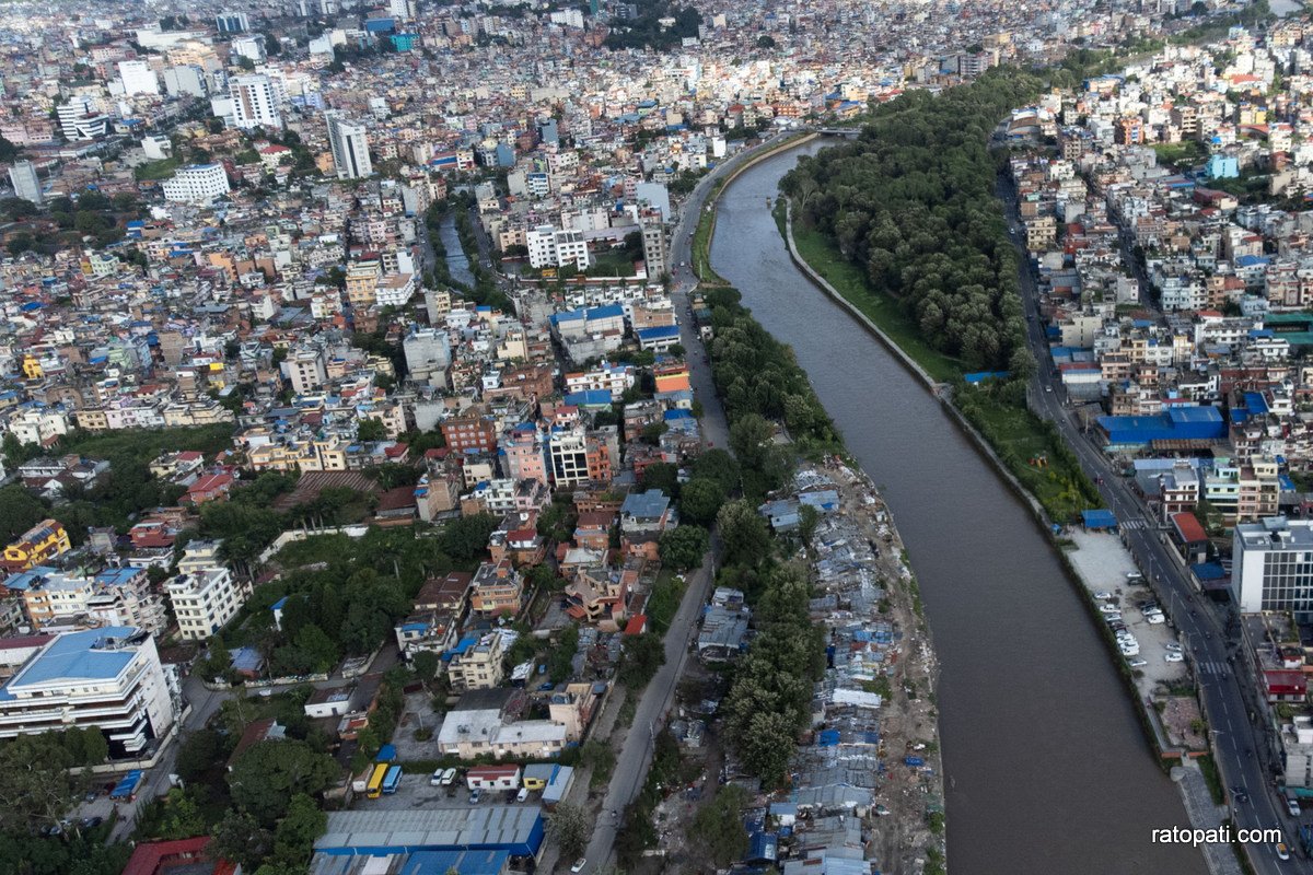 Bagmati_ Thapathali Sulumbasi _Nepal Photo Library1