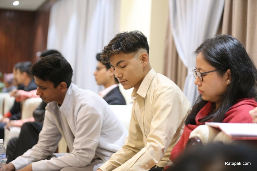 त्रिपक्षीय बैठकमा जेनजीको तर्फबाट १३ जना प्रतिनिधि