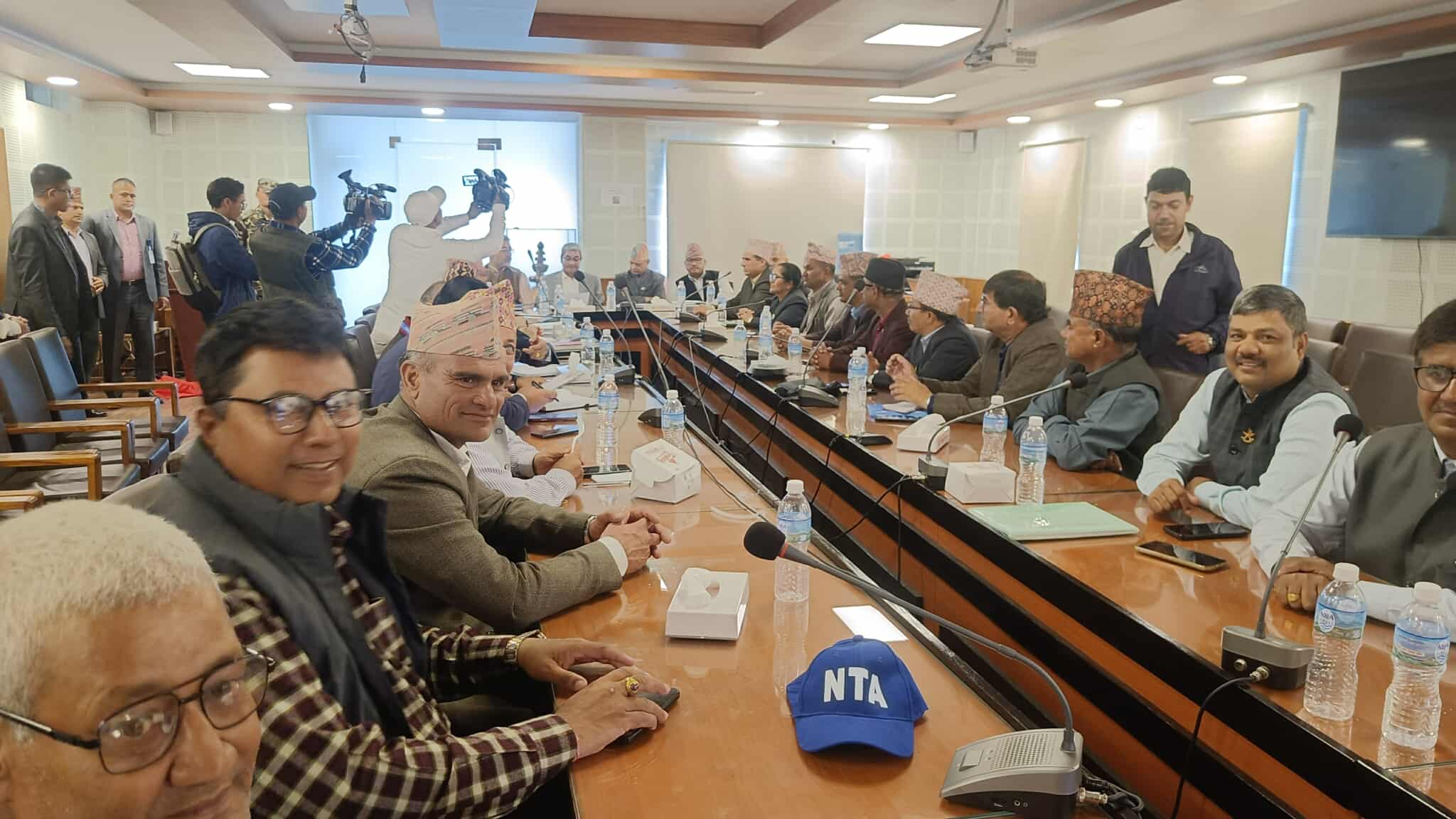 सहमतिलाई अन्तिम रूप दिन शिक्षामन्त्रीसँग वार्ता सुरू