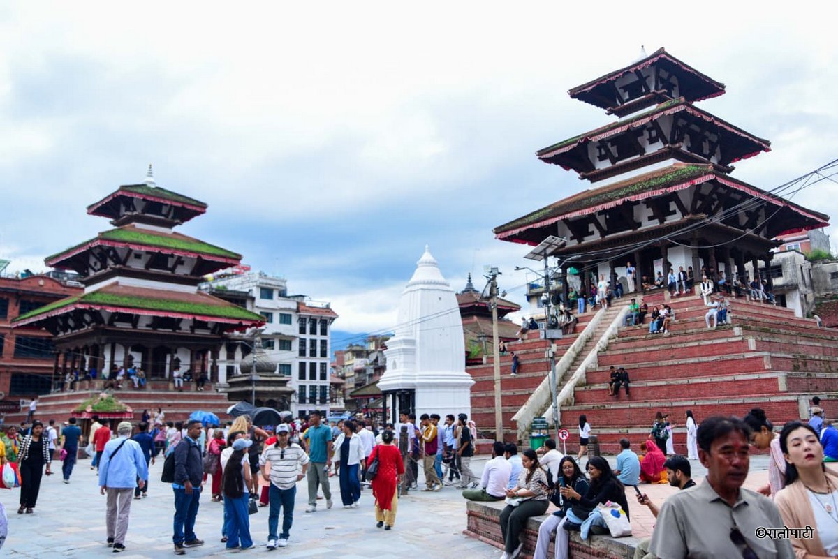 Basantapur ma Grass_NPL (4)