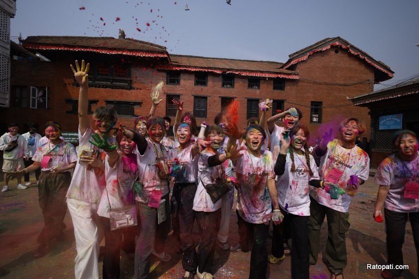 basantapur-tourist-holi (13)