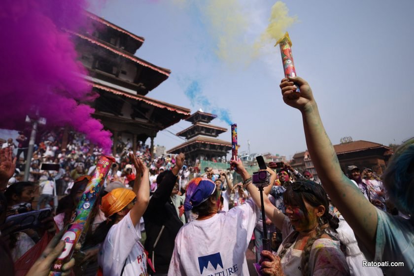 basantapur-tourist-holi (4)