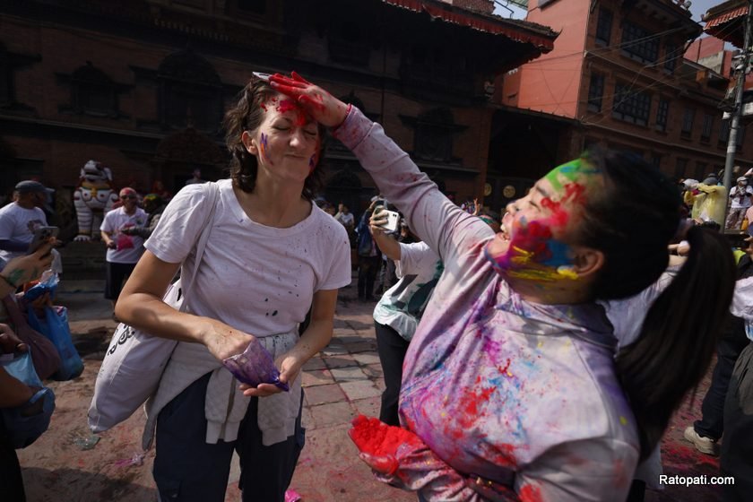 basantapur-tourist-holi (5)