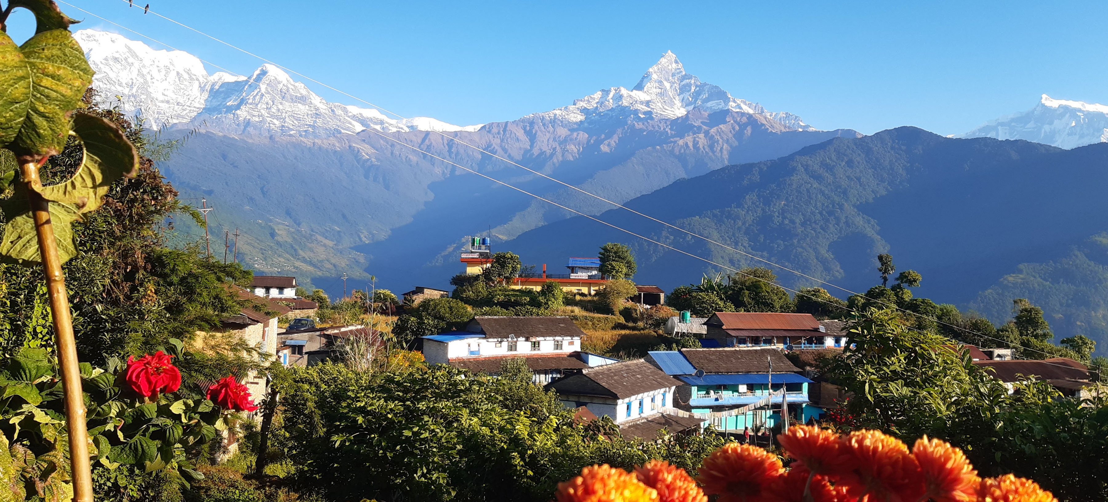   नजिकबाट माछापुच्छ्रे हिमाल नियाल्न हेम्जाकोट : पर्यटन र इतिहासको संगम