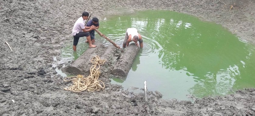 पोखरीमा लुकाएर राखेको ३ थान सालको गोलिया बरामद