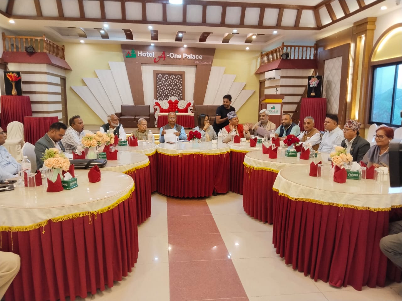  लोकतान्त्रिक मोर्चाकाे बैठक निर्णय : उपनिर्वाचनमा नाउपाकाे उम्मेदवारदेखि राजबन्दीहरूलाई रिहा गर्न मागसम्म