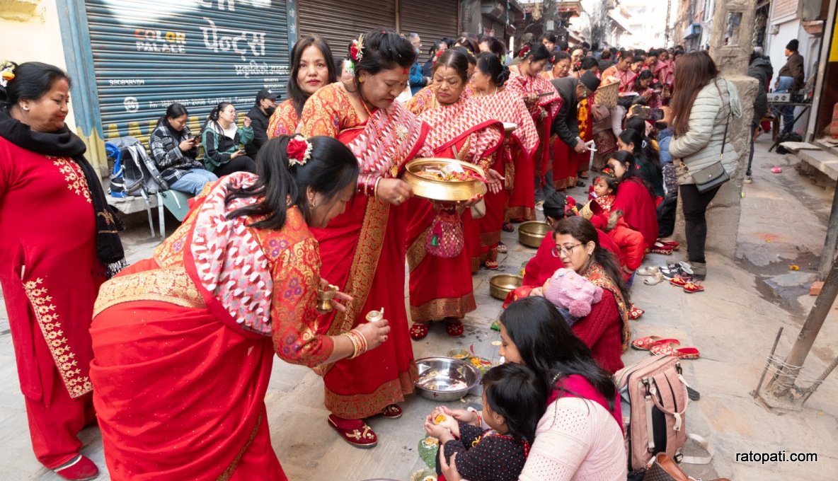 एक सय ३८ कन्याको सामूहिक बेल विवाह (तस्बिरहरू)