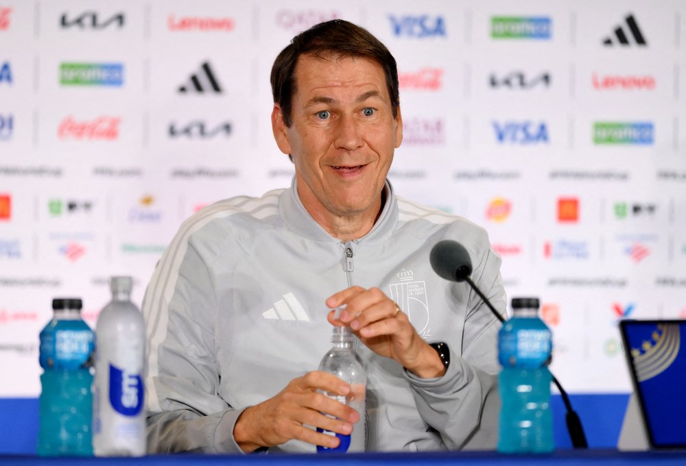 belgium-coach