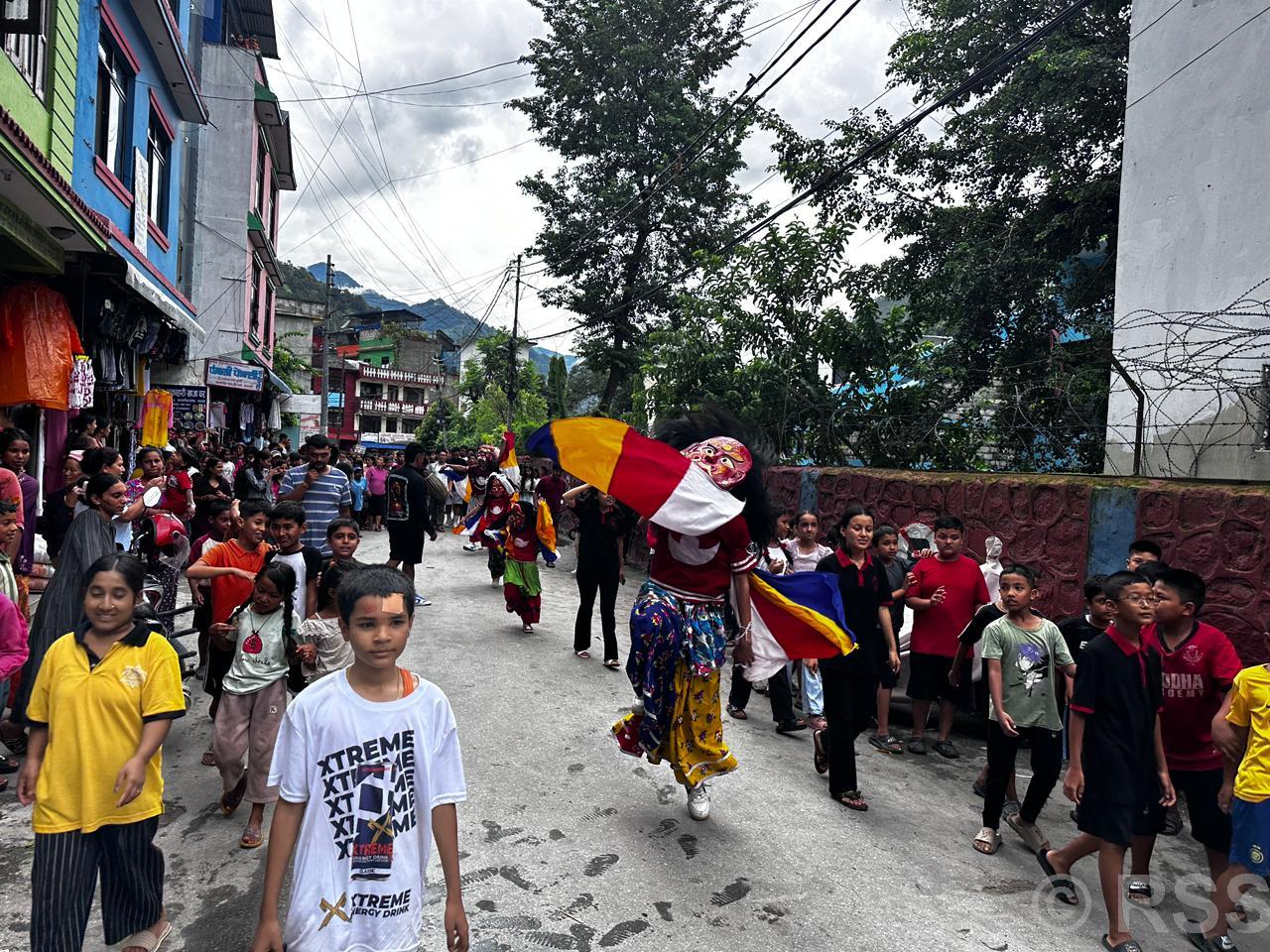   बेनीमा दुई सय वर्ष पुरानो बर्खे नाचको रौनक