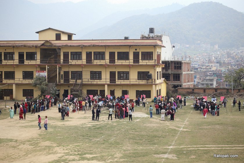 bhaktpur-matdan (13)