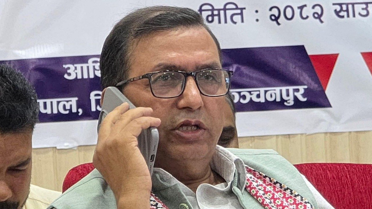   केपी ओली बिनाको एमाले कल्पना गर्न सकिँदैन : भानुभक्त ढकाल