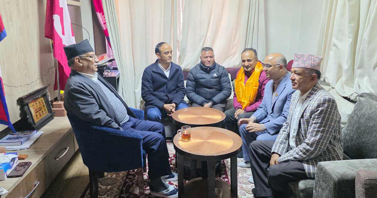  एमाले दोलखाका पूर्वसचिव भरत दुलाल नेकपा प्रवेश