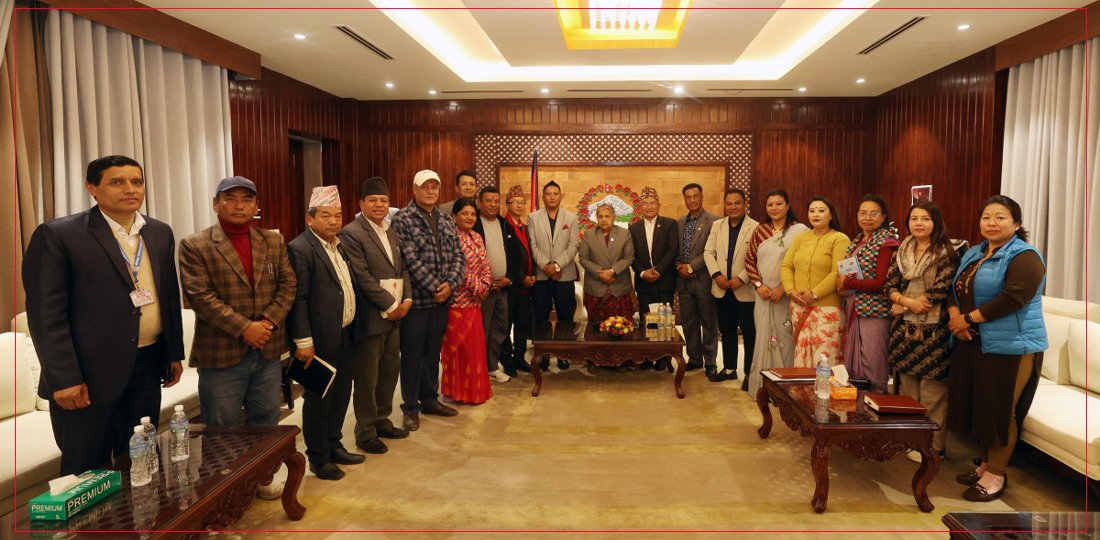 काठमाडौँ उपत्यकाका मेयरहरूसँग प्रधानमन्त्रीकाे छलफल