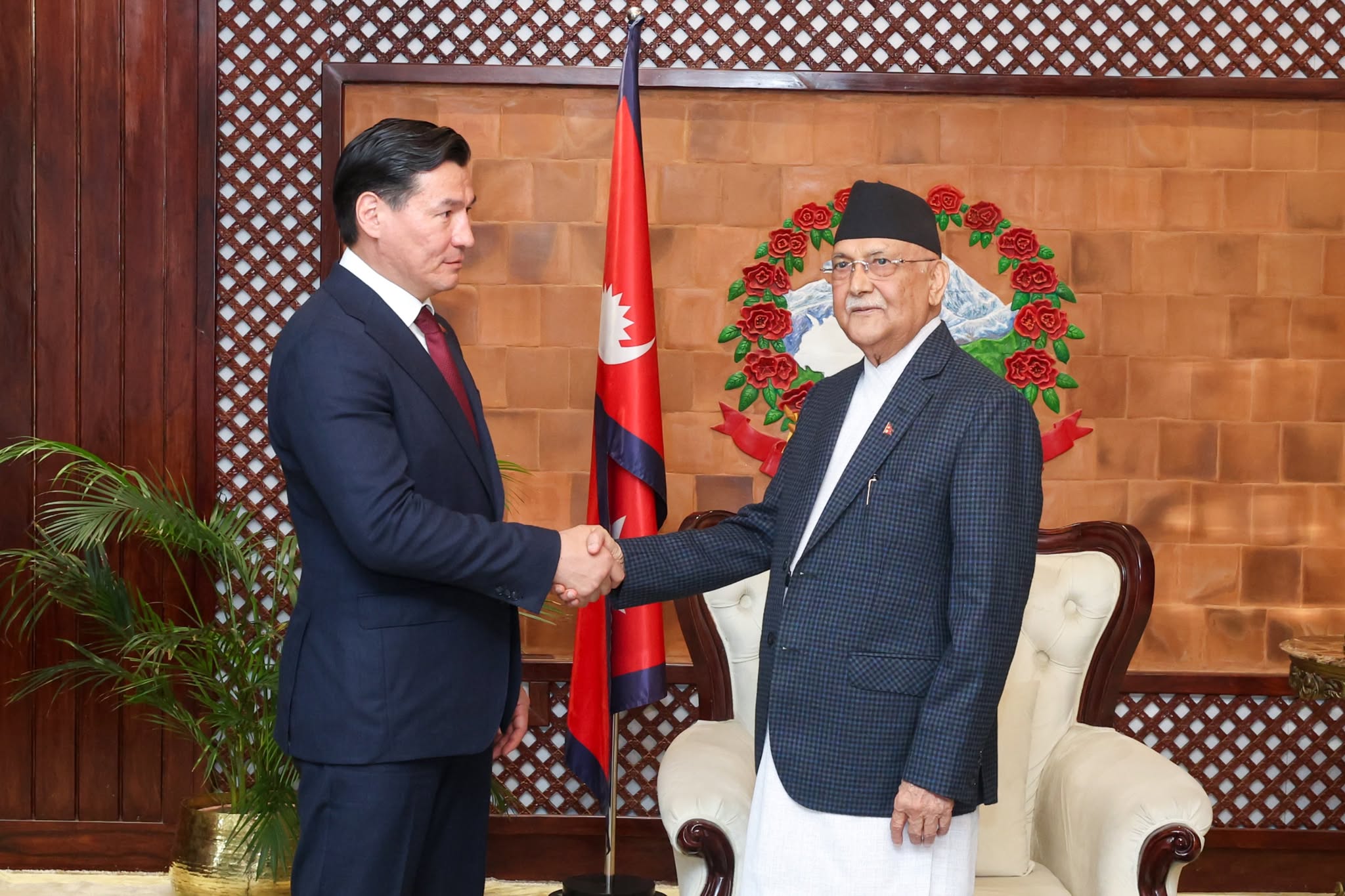   पुटिनलाई नेपाल भ्रमणको निम्तो सुनाइदिन प्रधानमन्त्रीको आग्रह