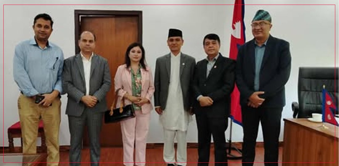 मर्यादित र उच्च मनोबलका साथ व्यवसाय गर्ने वातावरणका लागि गृहमन्त्रीलाई आग्रह