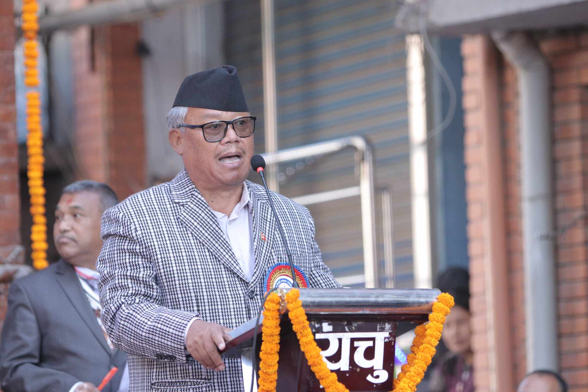   टिकटकमाथिको प्रतिवन्ध लगाउने निर्णय खारेज गर्न काँग्रेस सहमहामन्त्रीको माग