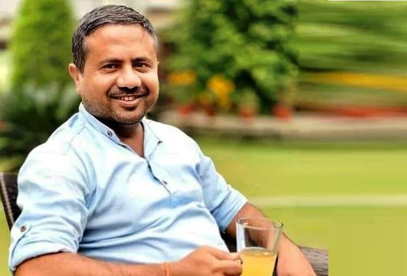 रङ्गमञ्चमा सिकेका कुरा चलचित्रमा प्रयोग गर्न नपाउँदा खल्लो लाग्छ : अभिनेता सापकोटा