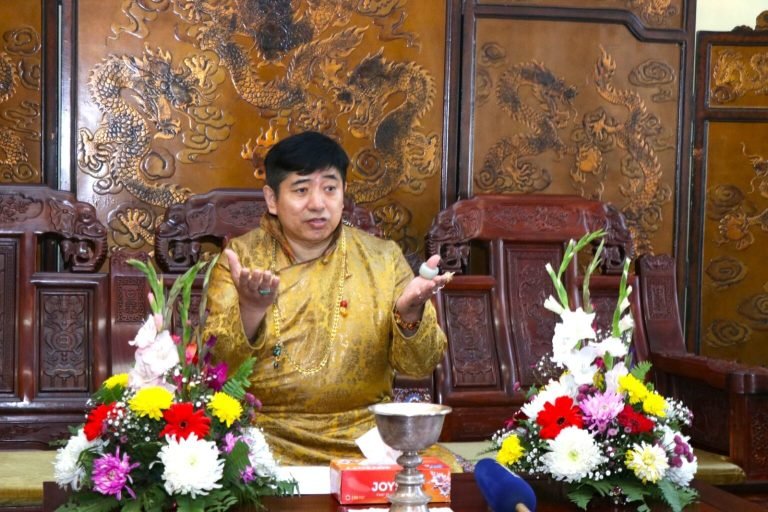   बौद्धका चिनियाँ लामा भूपतिबज्र बर्खास्त