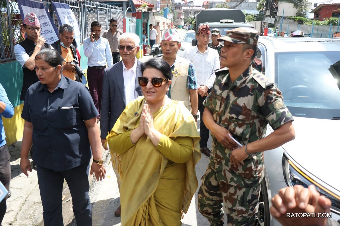   सम्पर्क कार्यालय पुगिन् विद्या भण्डारी, तस्बिरहरू