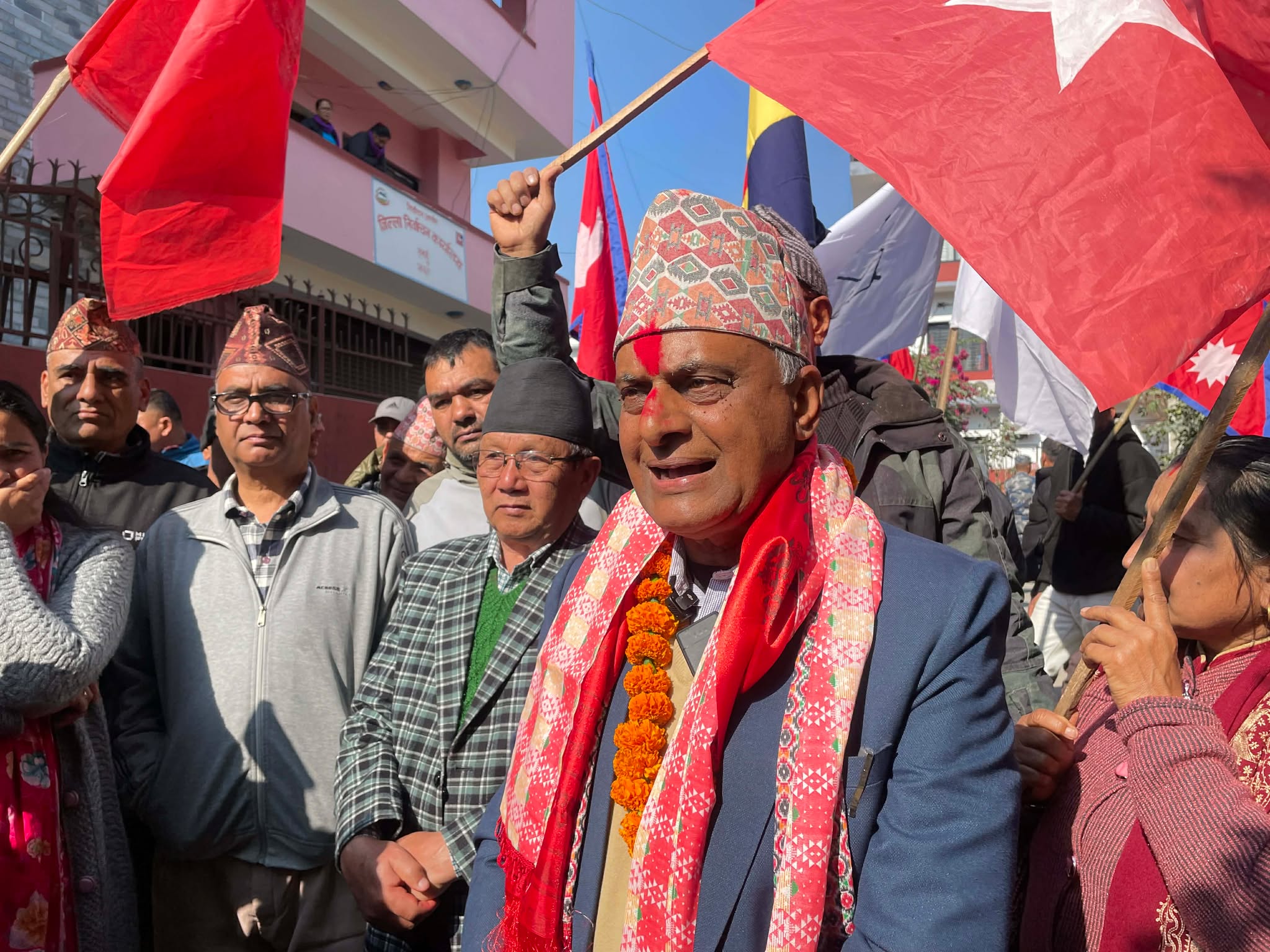 तनहुँ– १ मा नेकपाका विद्यानाथले गराए उम्मेदवारी दर्ता