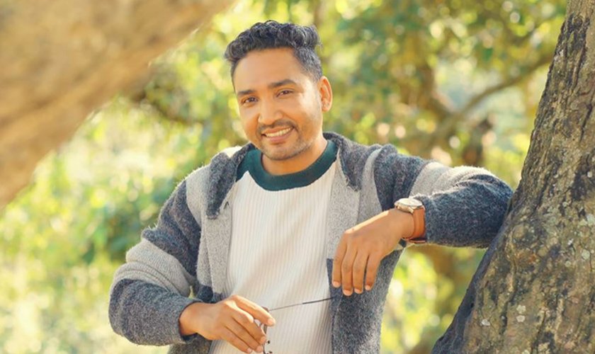 विक्रम धमलाले ल्याए ‘दर्शन ढुङ्गा’