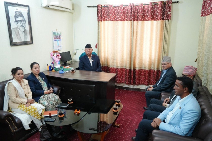 Bipakshya Dalko baithak_-739