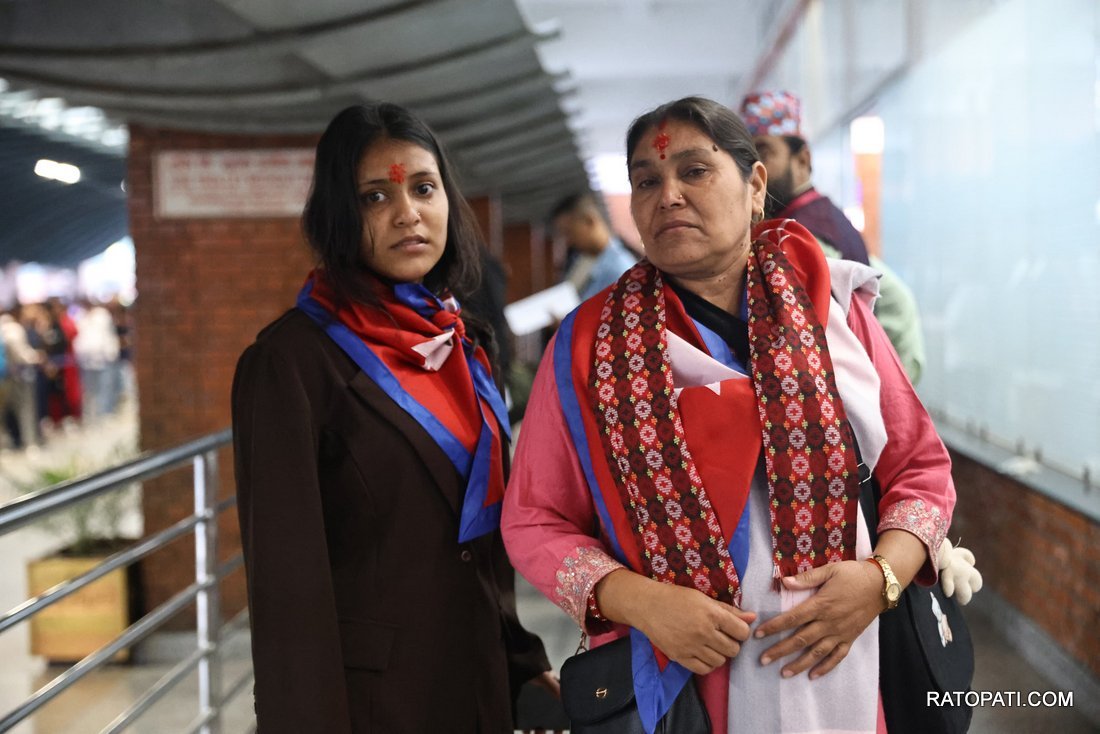 bipin aama bahini (2)