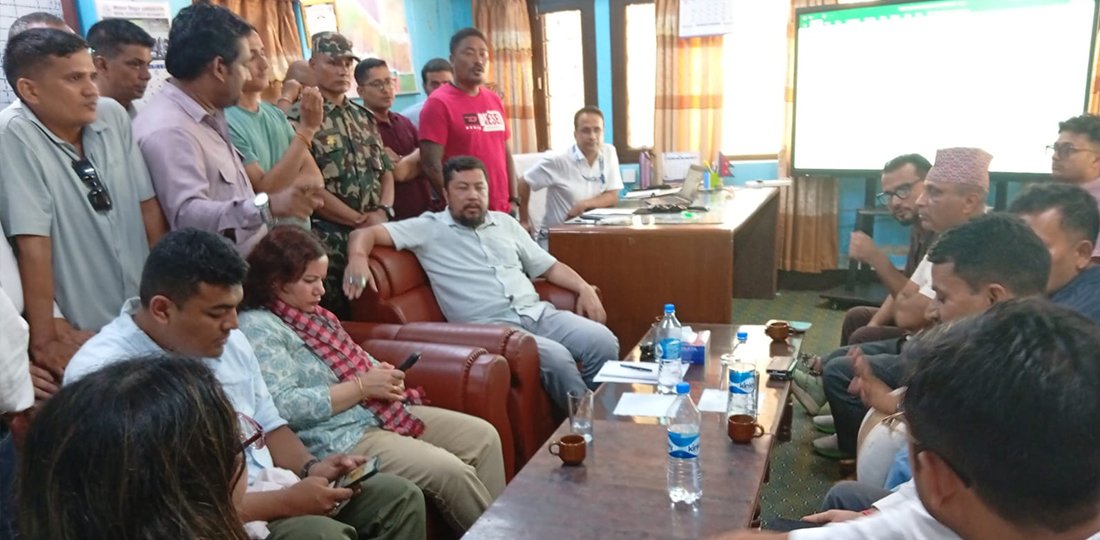 नेपालगञ्जको विद्युत् आपूर्ति समस्या सधैँलाई समाधान गर्ने मन्त्री श्रेष्ठको प्रतिबद्धता