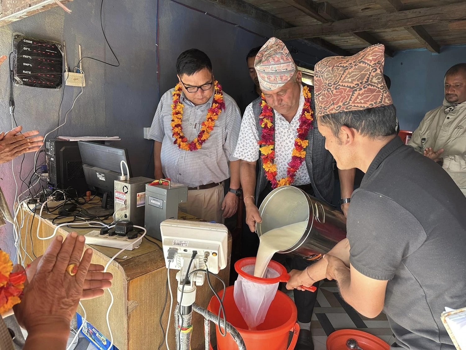 बिरौटामा दूध सङ्कलन केन्द्र