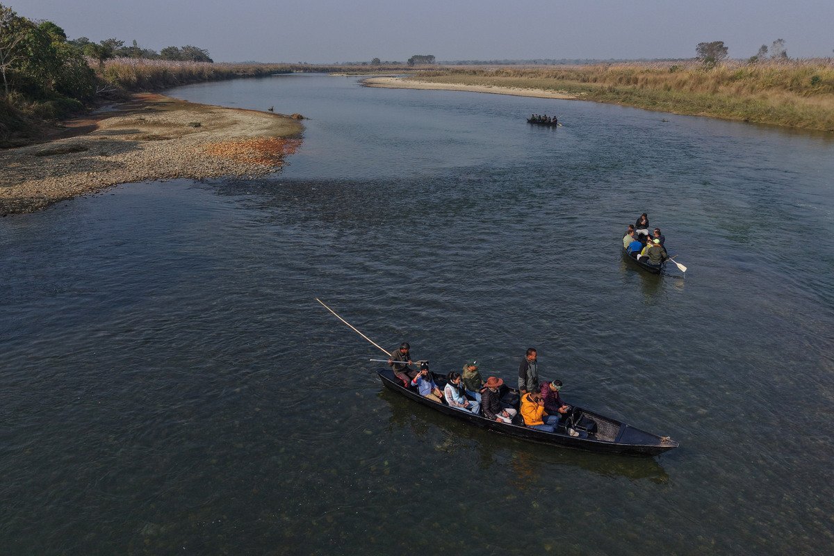 Boating_Sauraha_Chitwan_Sauraha_NPL_PCT (4)