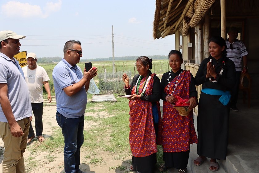   जीविकोपार्जनको विकल्प खोज्दै बोटे समुदाय