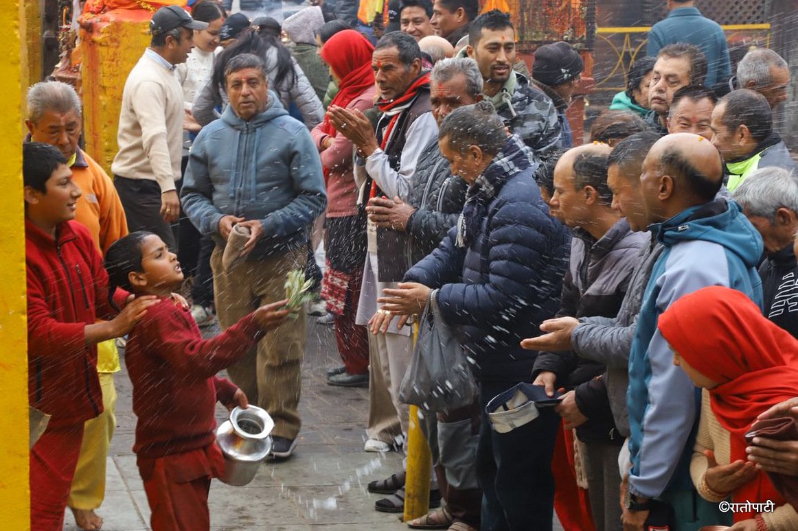 Budanilkantha mandir_Nepal Photo library10