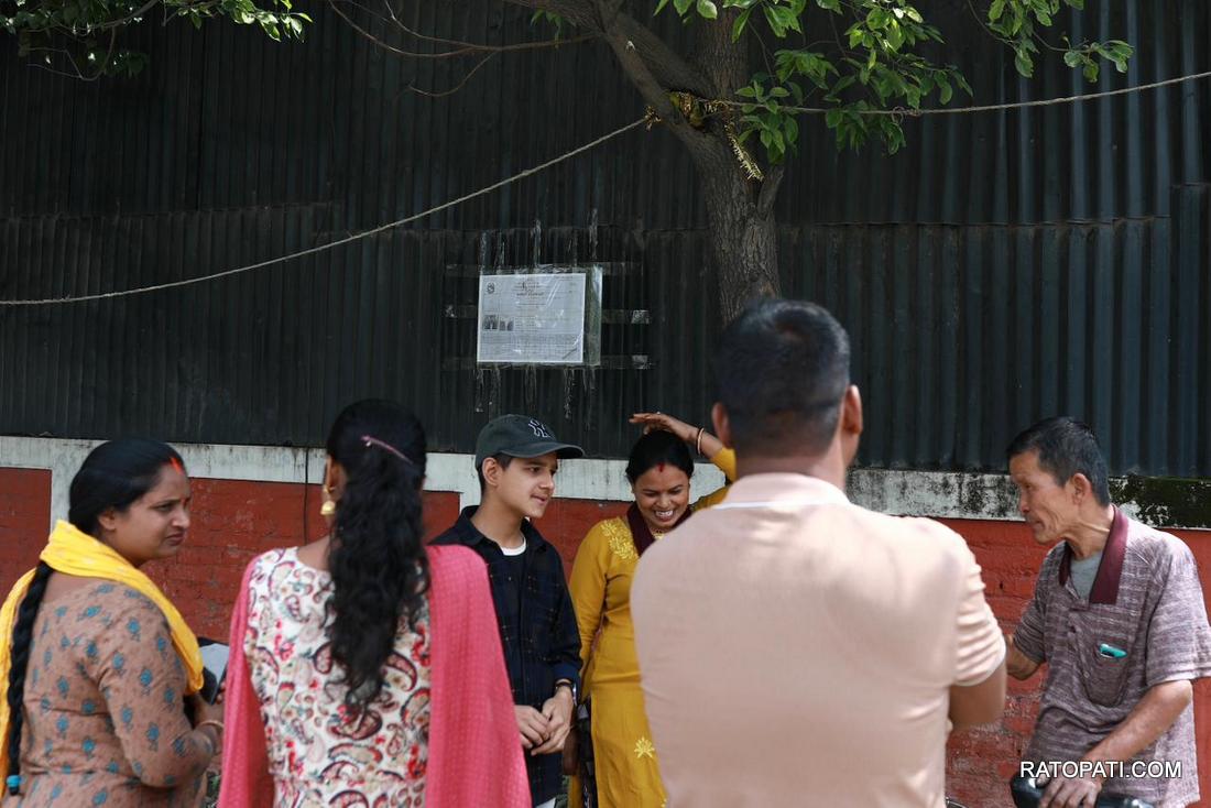 Buddhanagar ma lalpurja_nepal photo library (11)