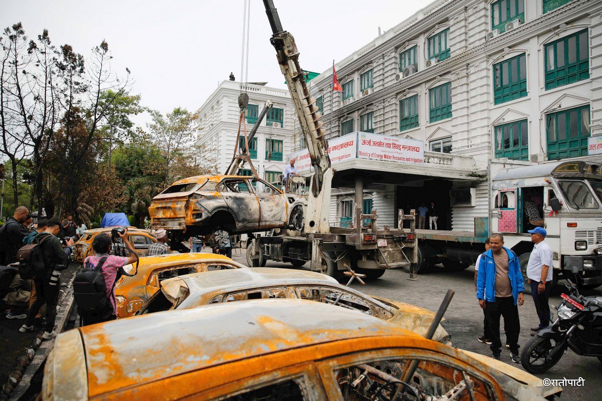 burnt car vehicle (4)