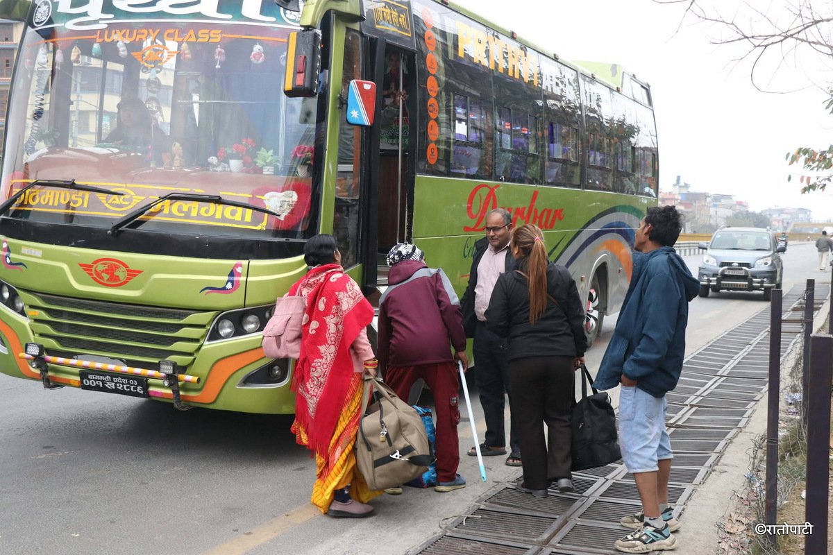  काठमाडौँ उपत्यकामा सार्वजनिक यातायातको न्यूनतम भाडा २४ रुपैयाँ