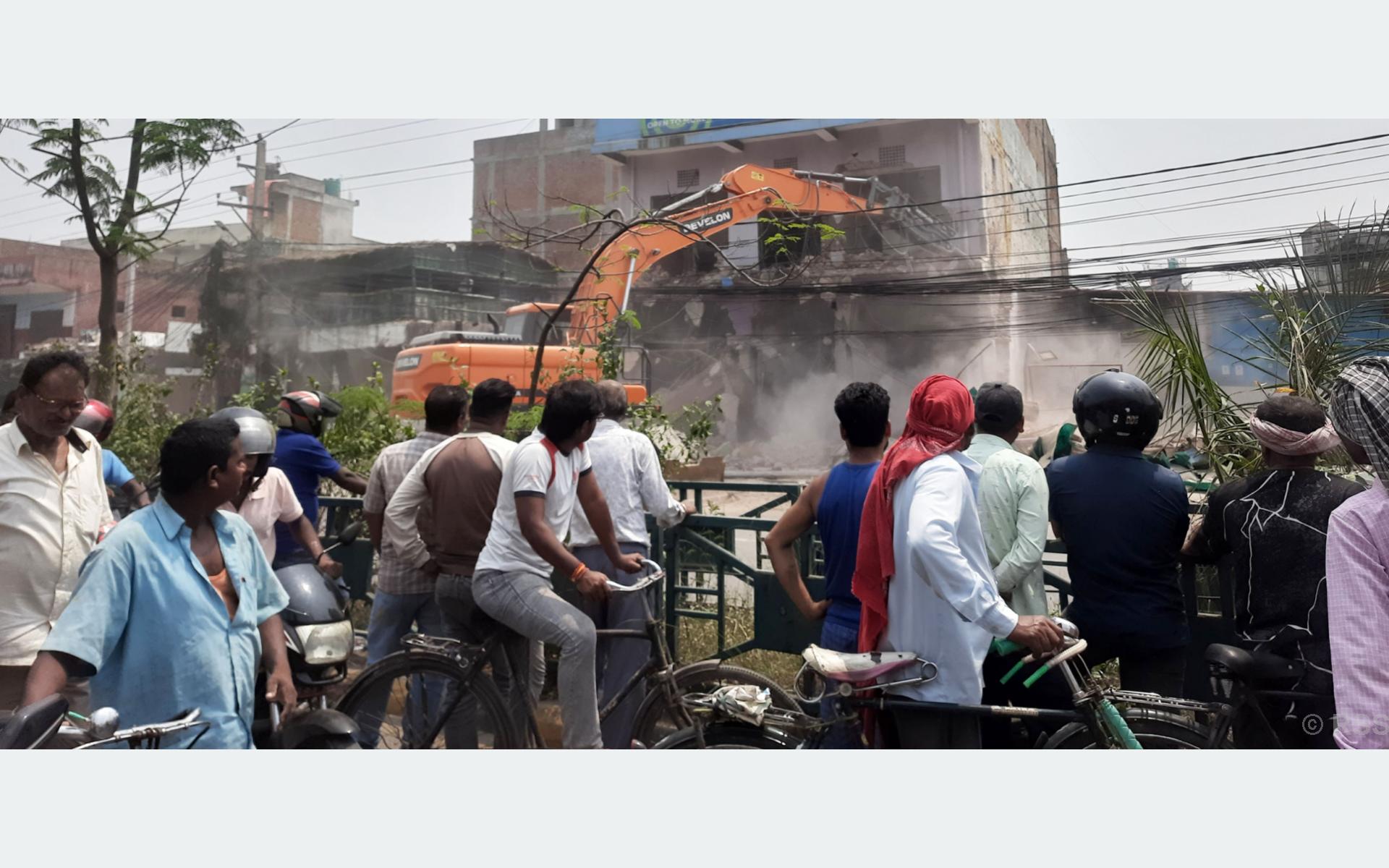 Government Launches Nationwide Campaign to Remove Illegal Structures on Public Land