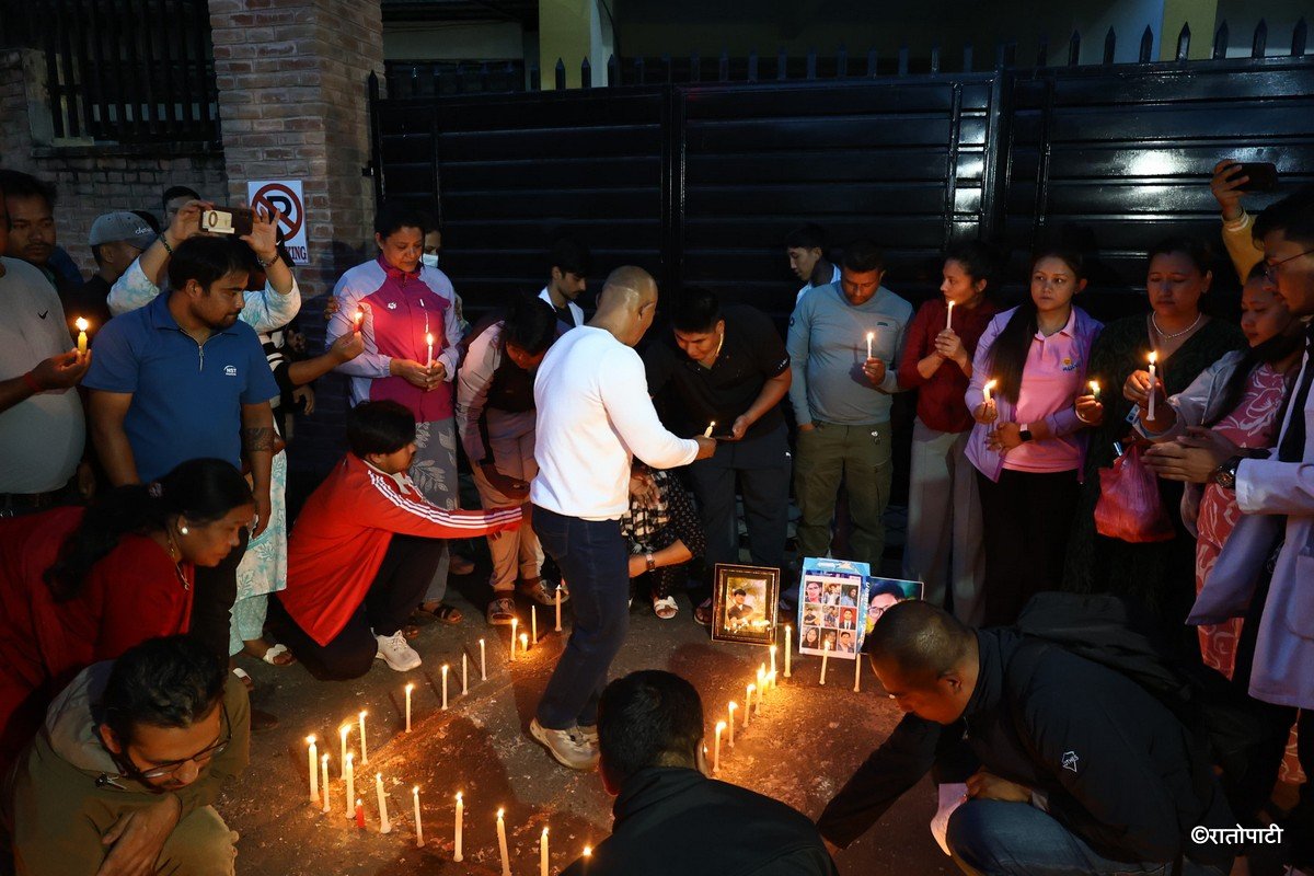 candle vigil genz (1)