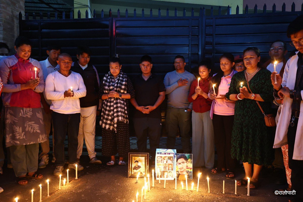 candle vigil genz (4)